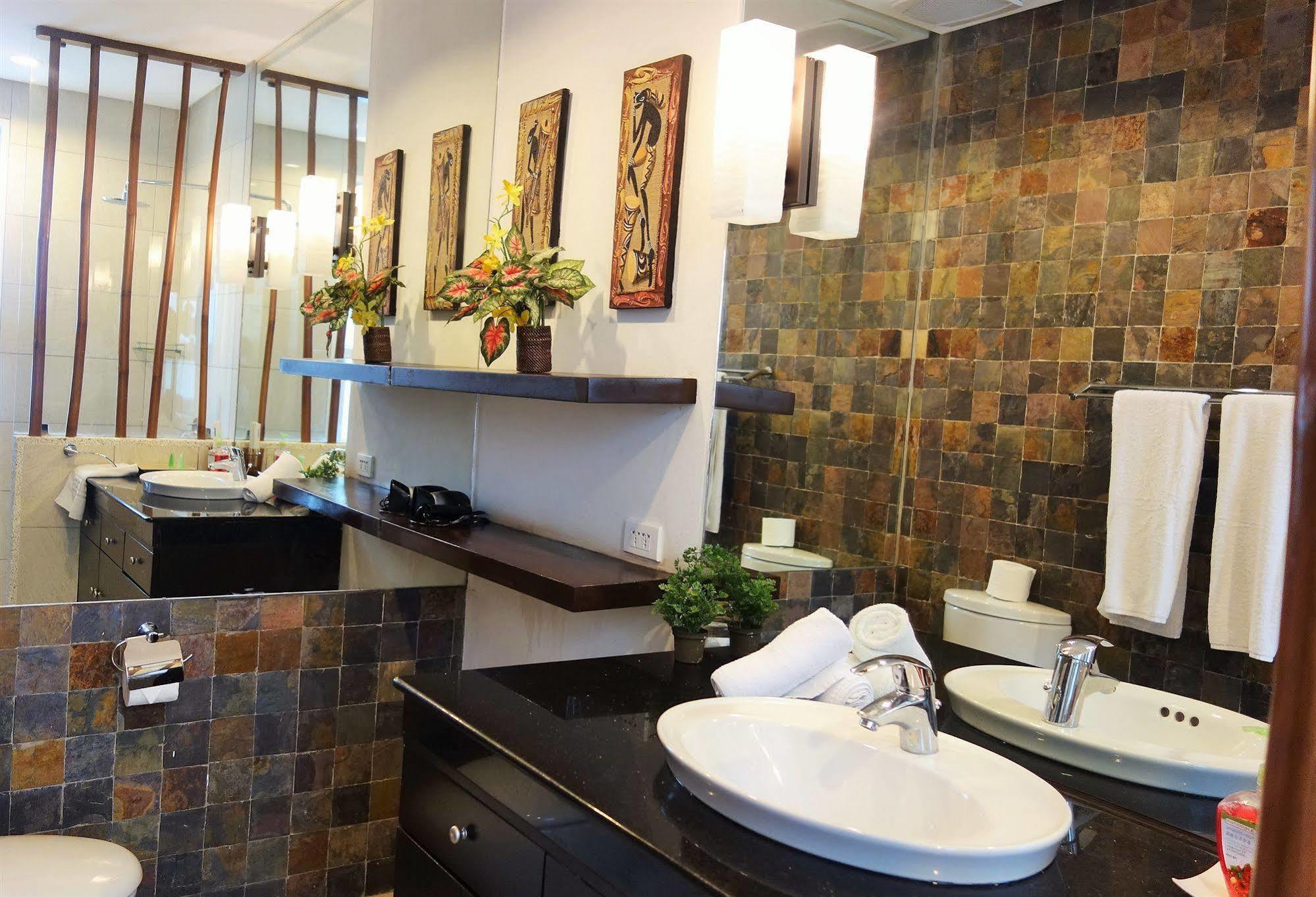 Boracay Apartments At 7 Stones Balabag  Εξωτερικό φωτογραφία
